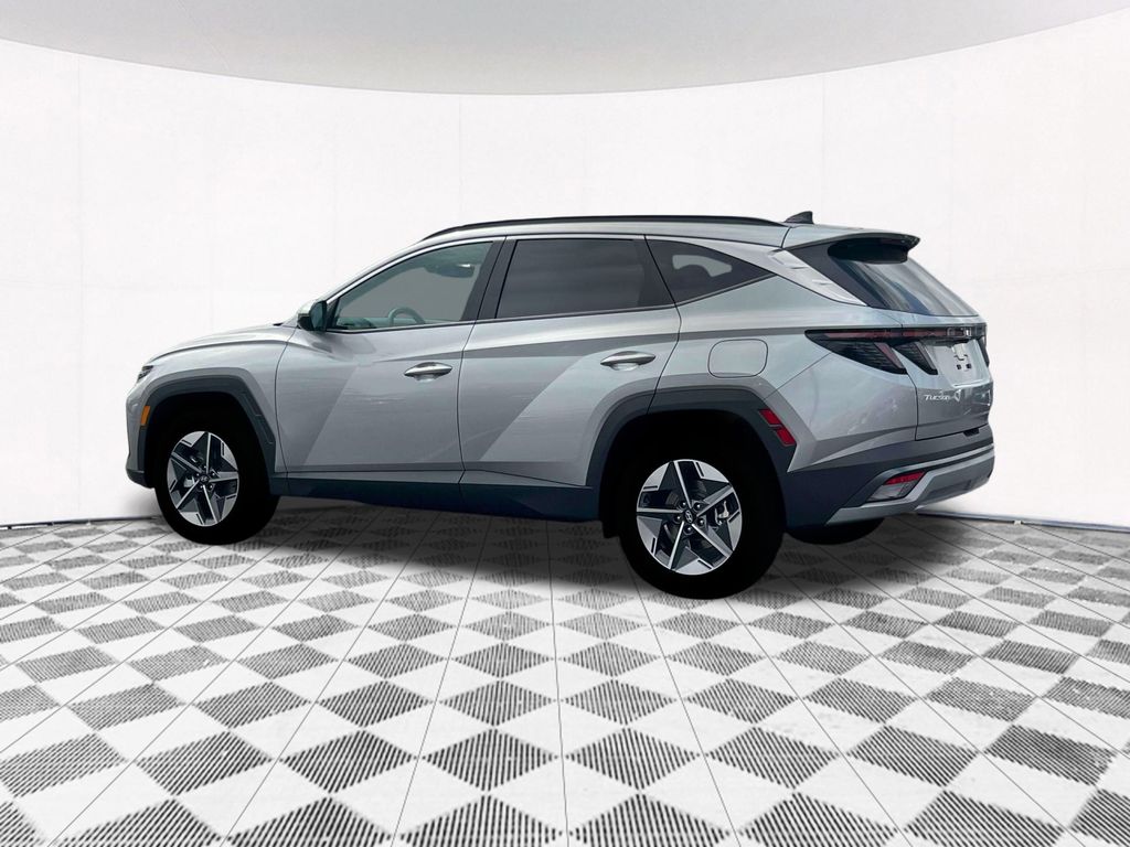 2025 Hyundai Tucson Hybrid SEL Convenience photo 4