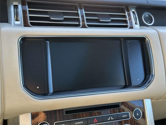 2016 Land Rover Range Rover HSE photo 22