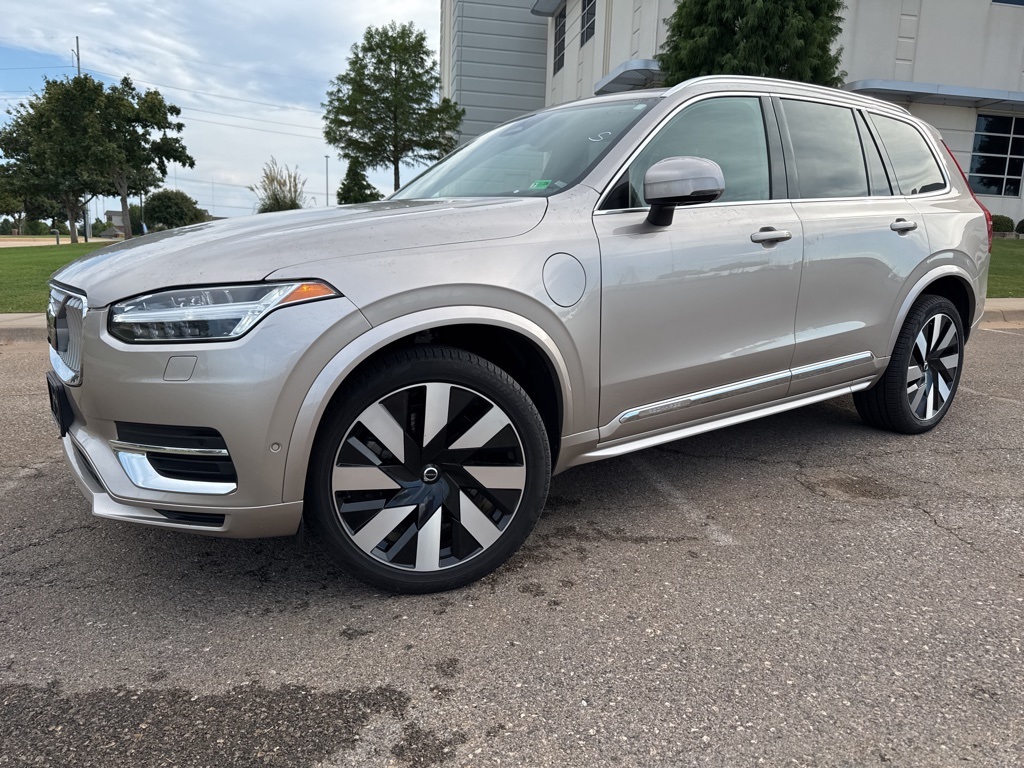 2023 Volvo XC90
