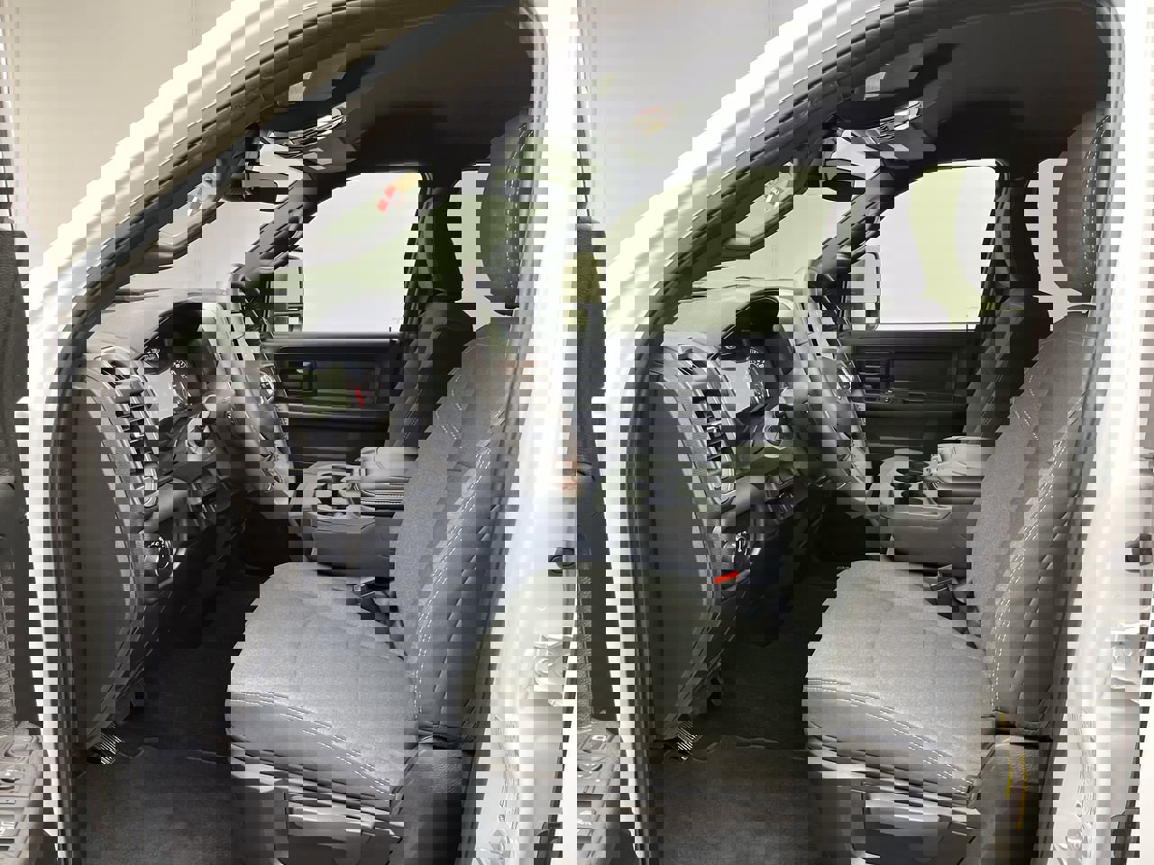 2024 Ram 3500 Tradesman photo 3