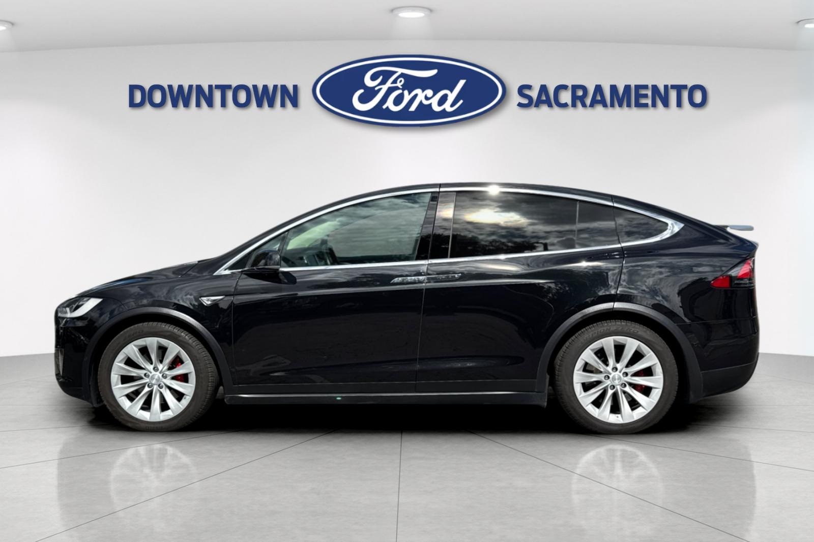 2016 Tesla Model X P90D photo 2