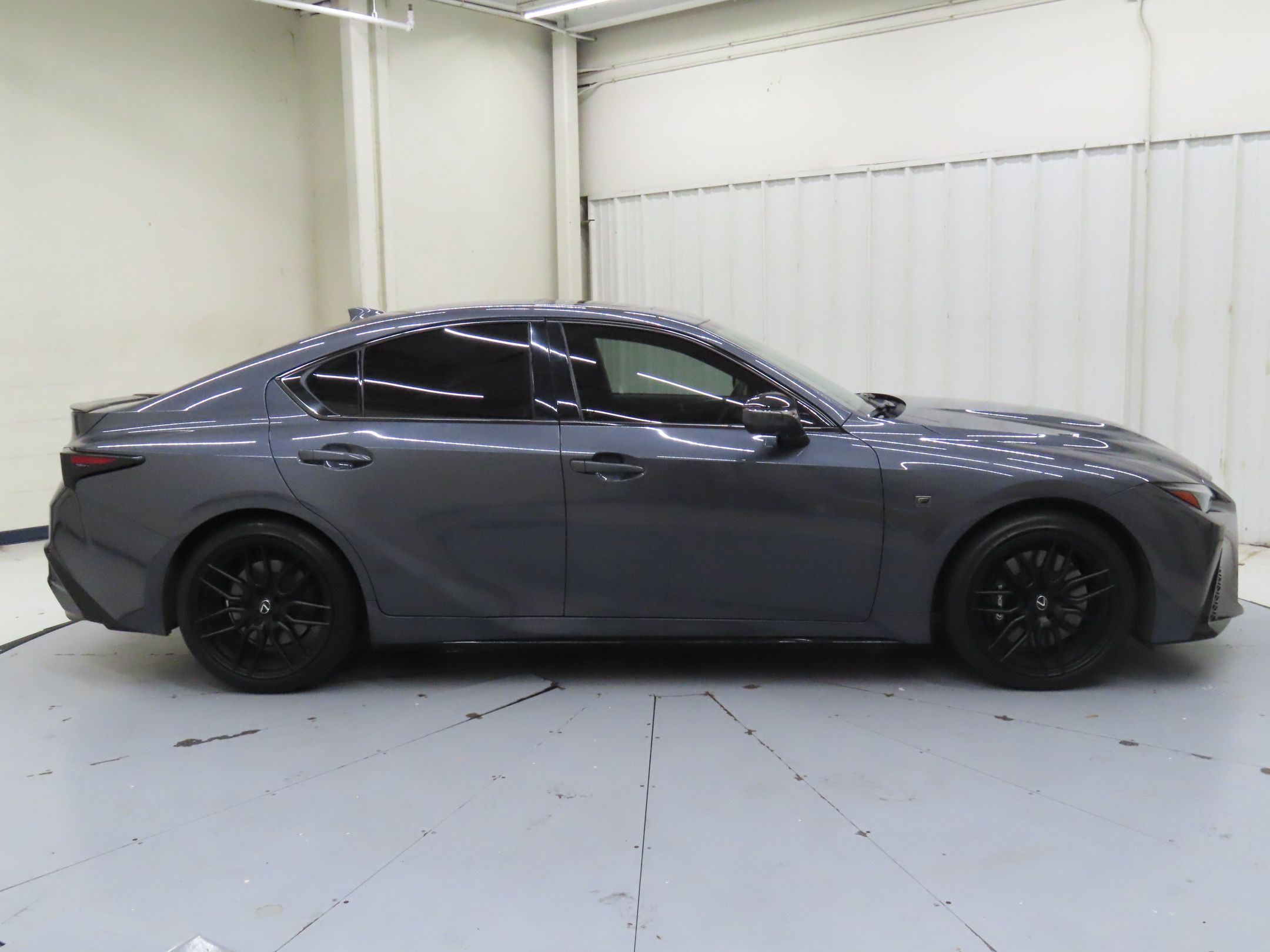 2023 Lexus IS 500 F SPORT Performance photo 2