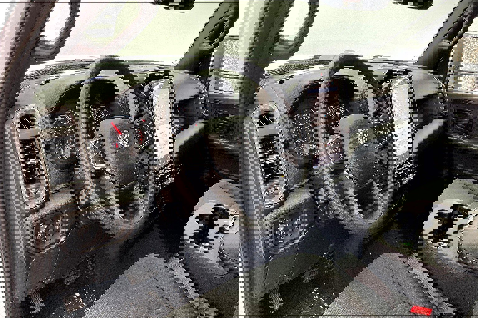 2026 Ram 3500 Tradesman photo 4