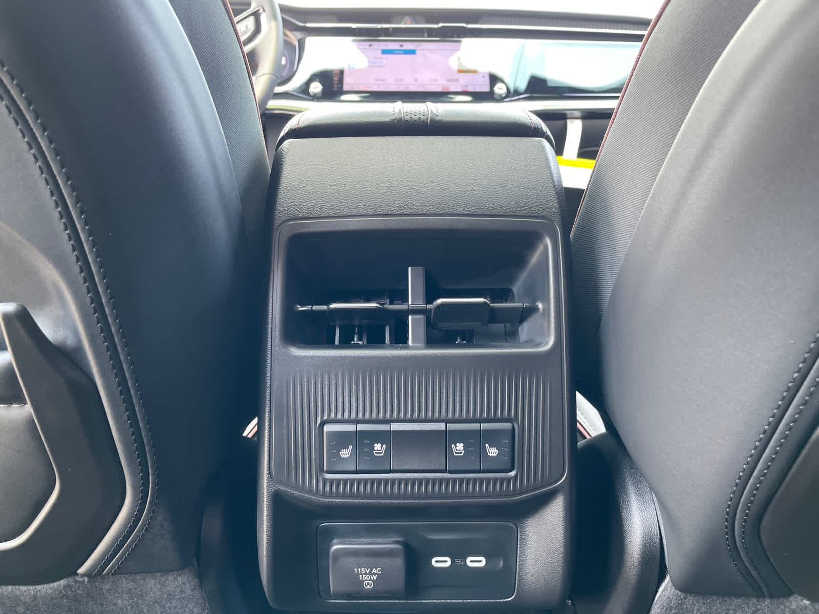 2025 Jeep Wagoneer S Launch Edition photo 12