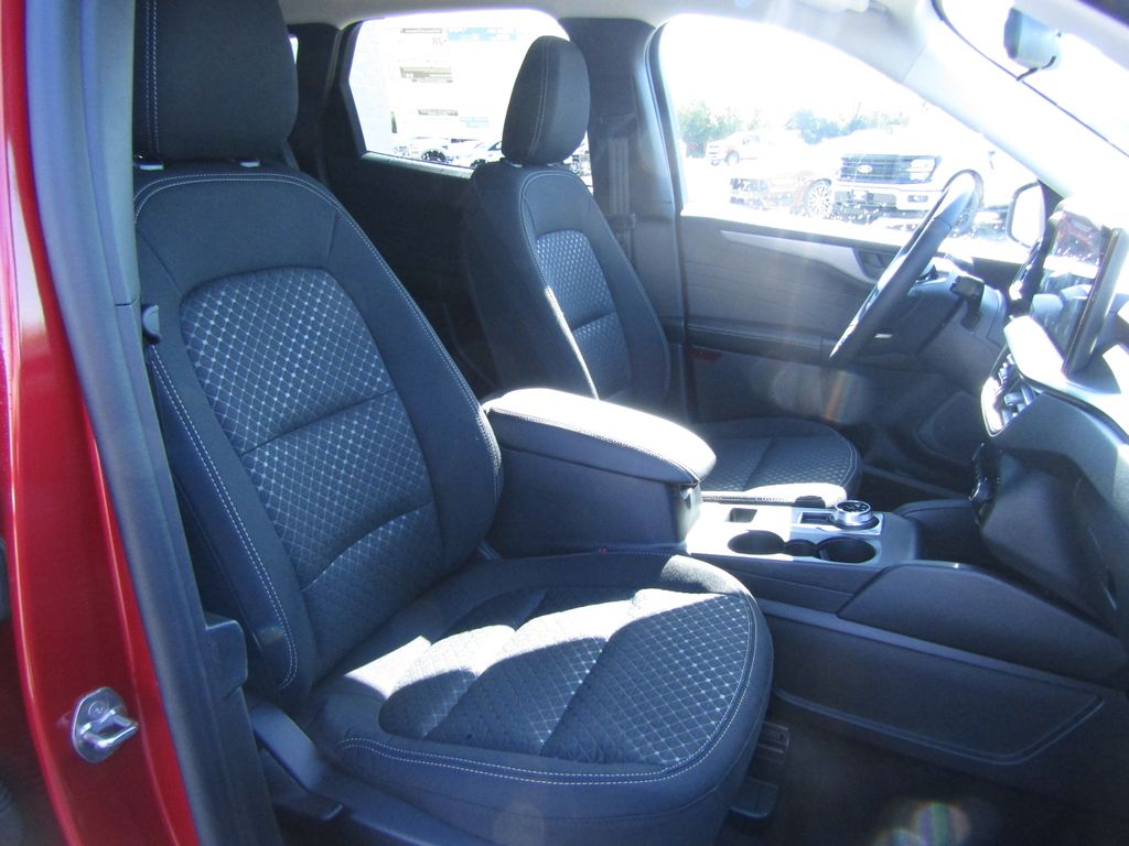 2025 Ford Escape Active photo 25