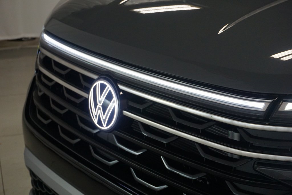 2025 Volkswagen Atlas Peak Edition SE photo 37