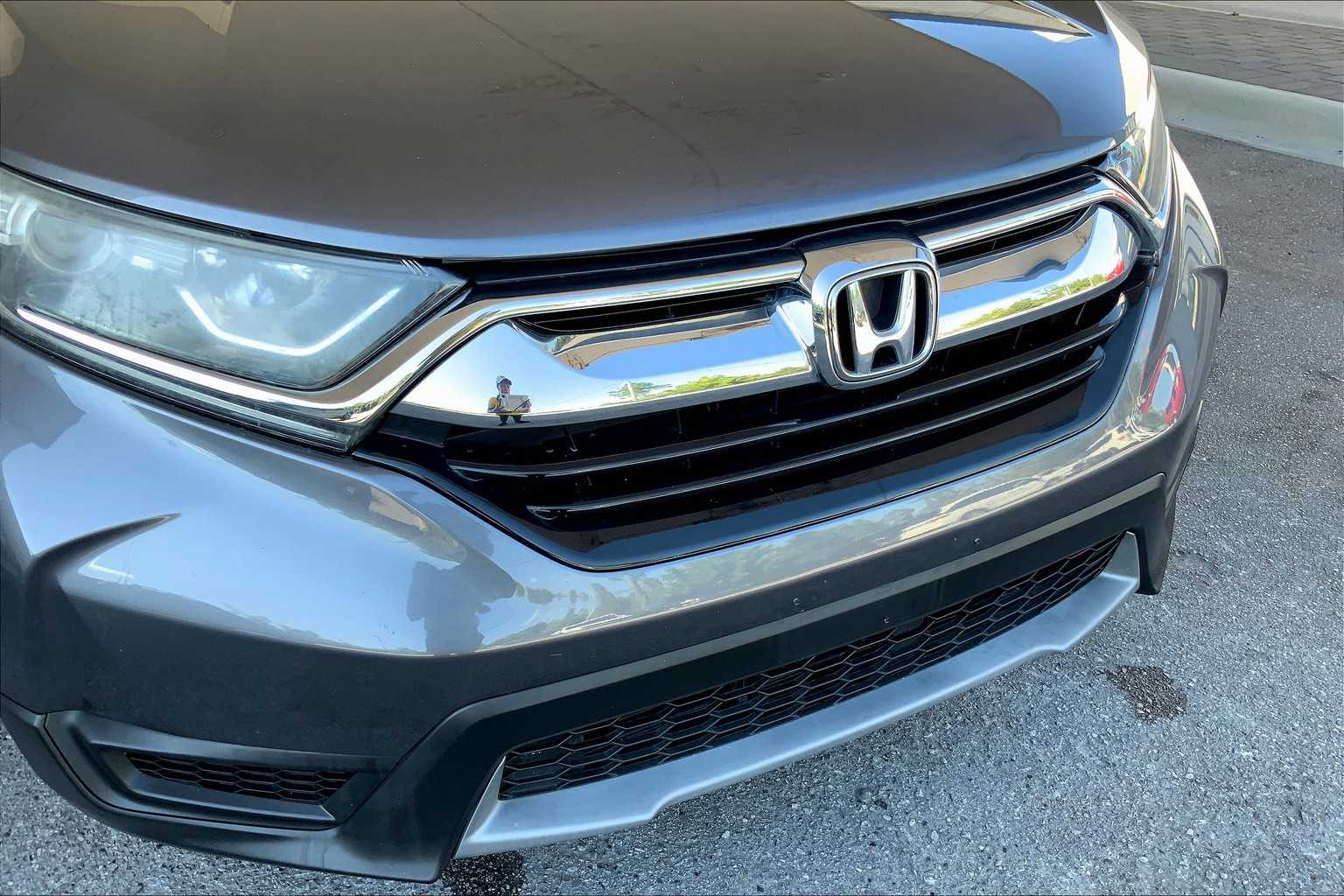 2019 Honda CR-V LX photo 31