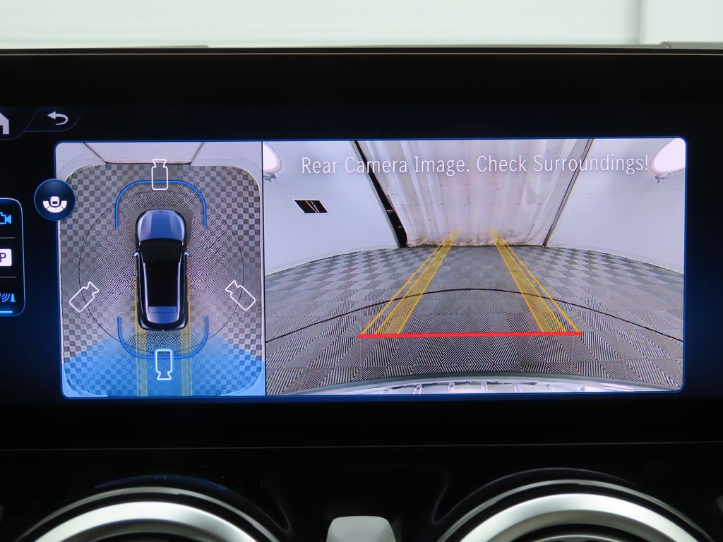 2026 Mercedes Benz GLA 250 photo 14