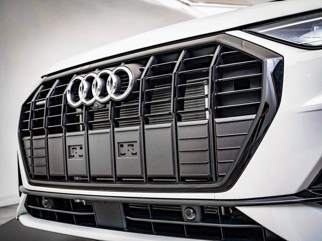 2024 Audi Q3 Premium Plus S line photo 3