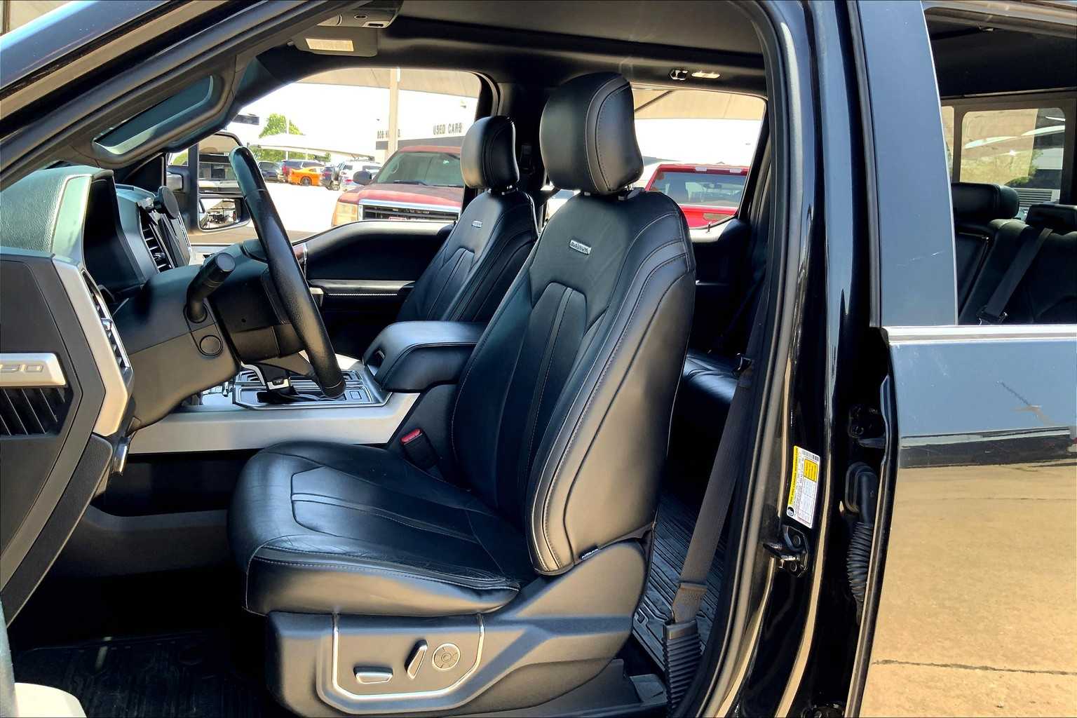 2015 Ford F-150 Platinum photo 7