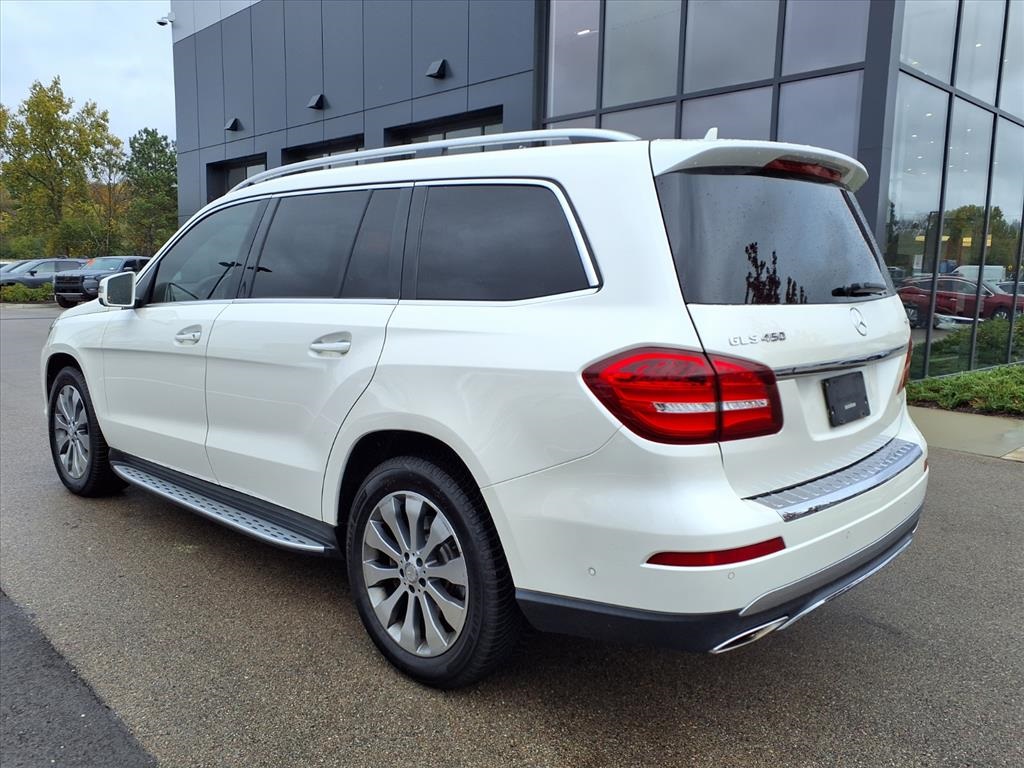 2017 Mercedes Benz GLS 450 4MATIC photo 3