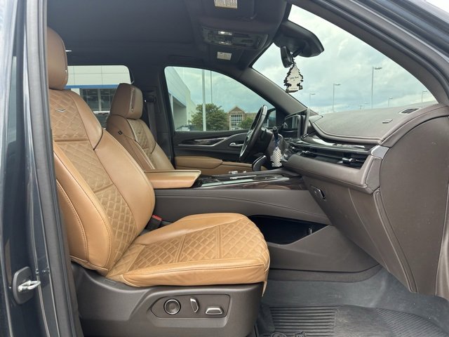 2021 Cadillac Escalade Premium Luxury photo 15