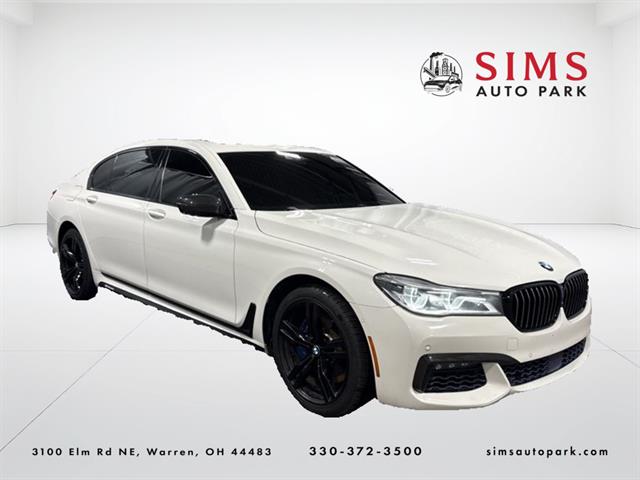 2018 BMW 7 Series 750i's photo