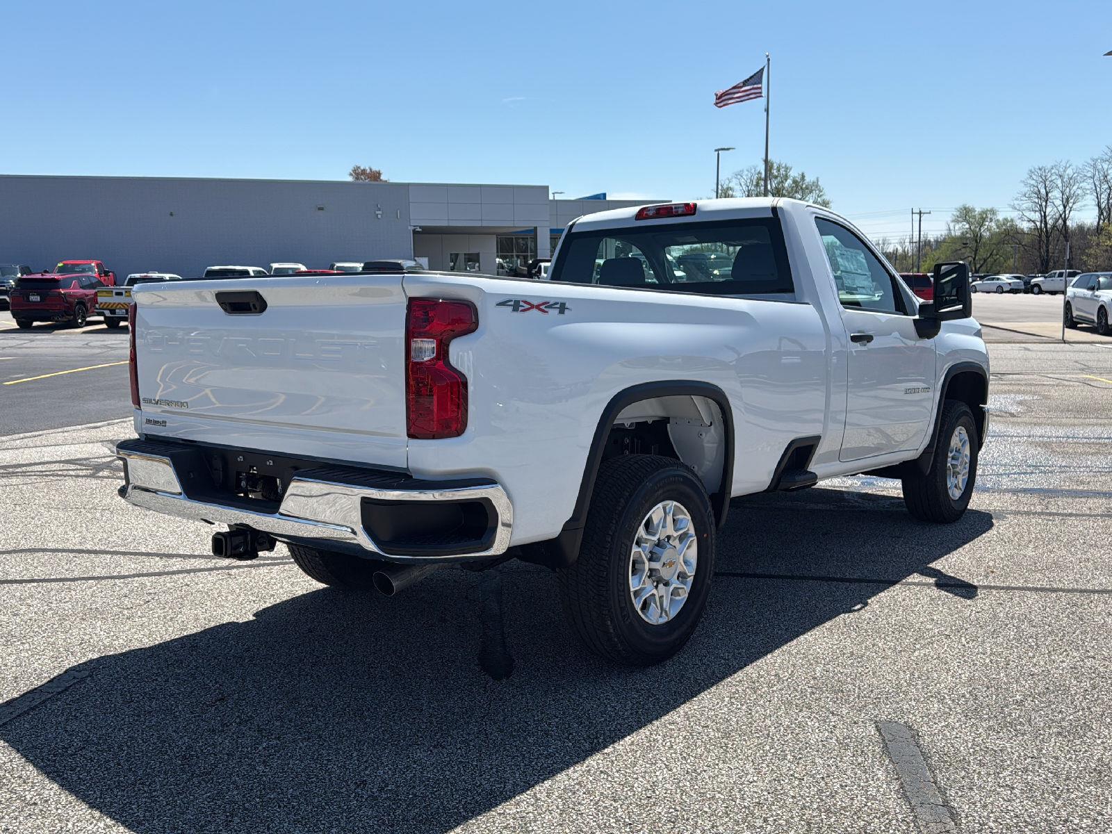 2025 Chevrolet Silverado 3500HD photo 13