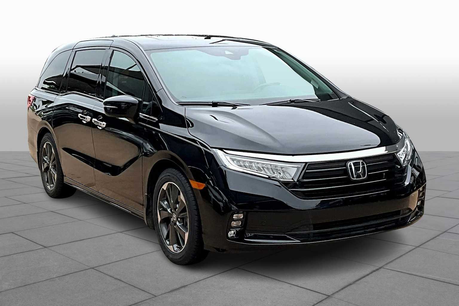 2023 Honda Odyssey Elite photo 2