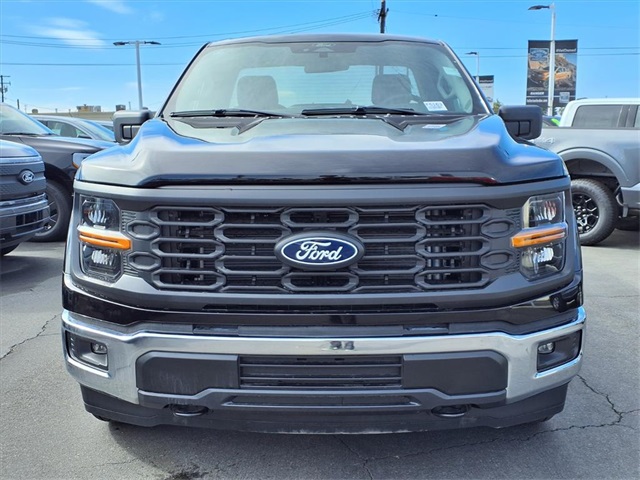 2025 Ford F-150 XL photo 2