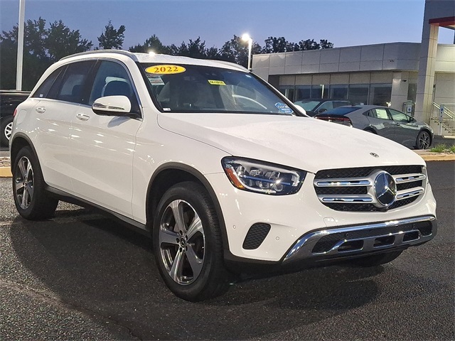 2022 Mercedes Benz GLC 300 4MATIC photo 2