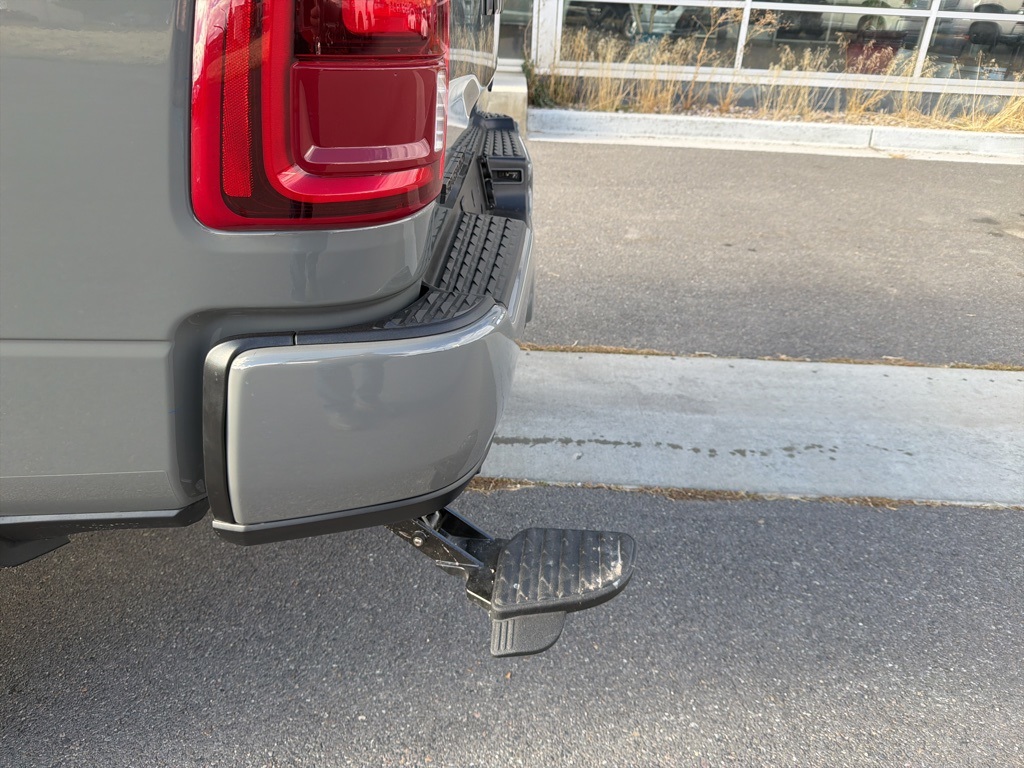 2026 Ram 3500 Big Horn photo 3