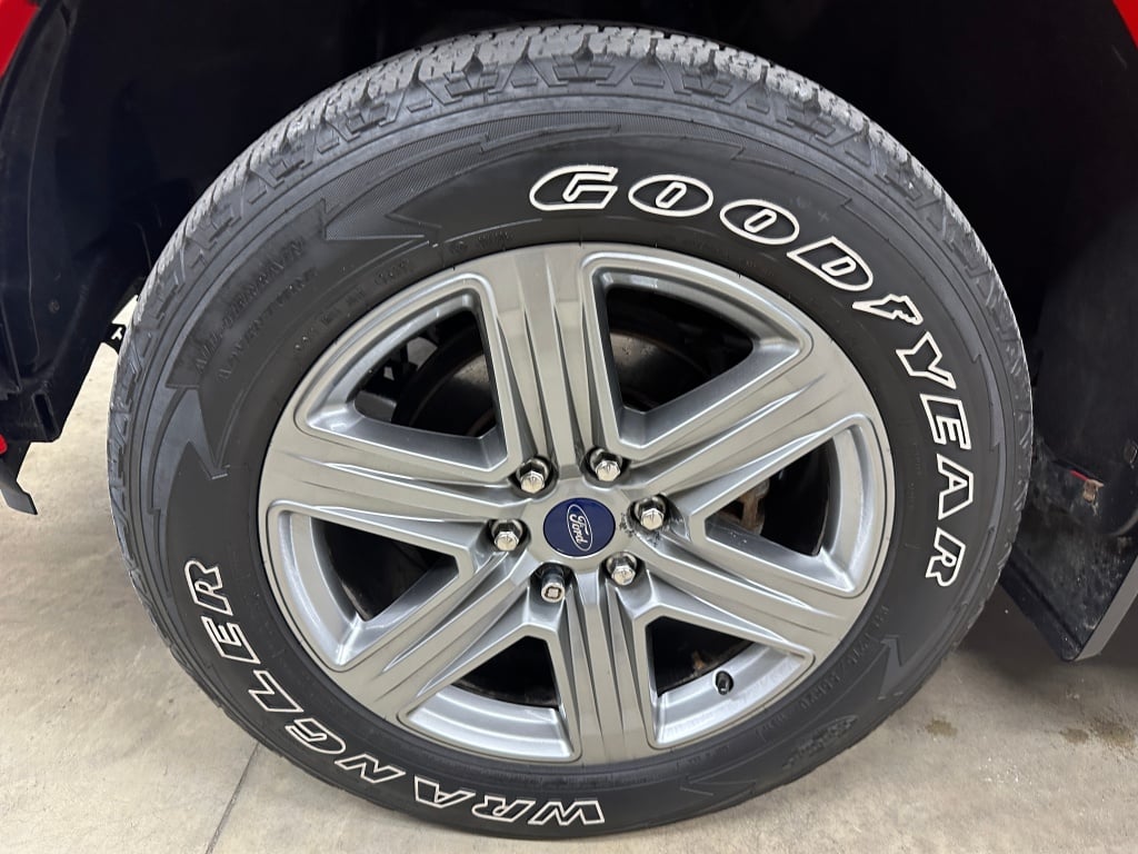 2019 Ford F-150 XLT photo 34