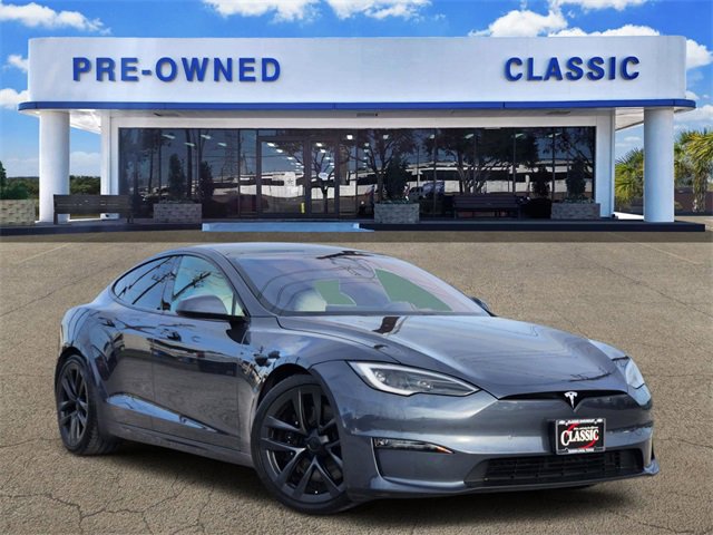 2022 Tesla Model S Base's photo