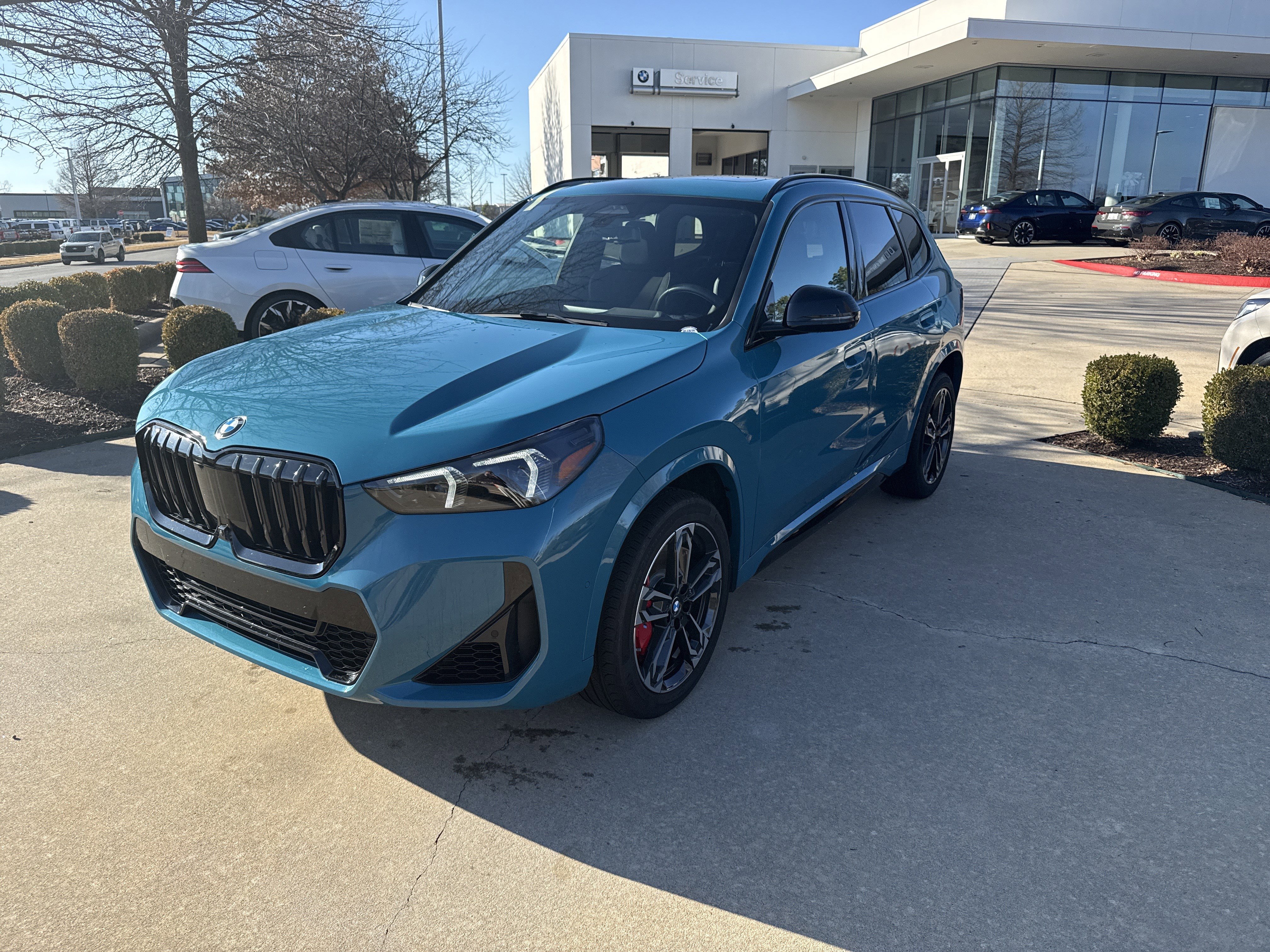 2025 BMW X1 28i's photo