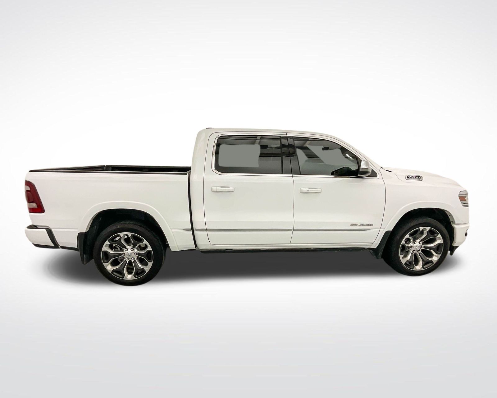 2023 Ram 1500 Limited photo 3