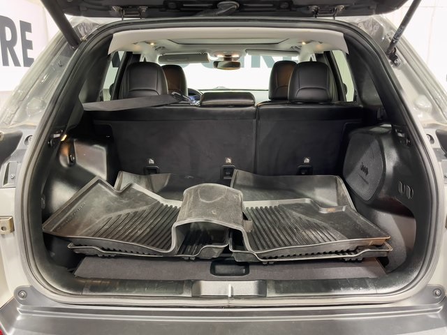 2022 Jeep Cherokee Limited photo 5