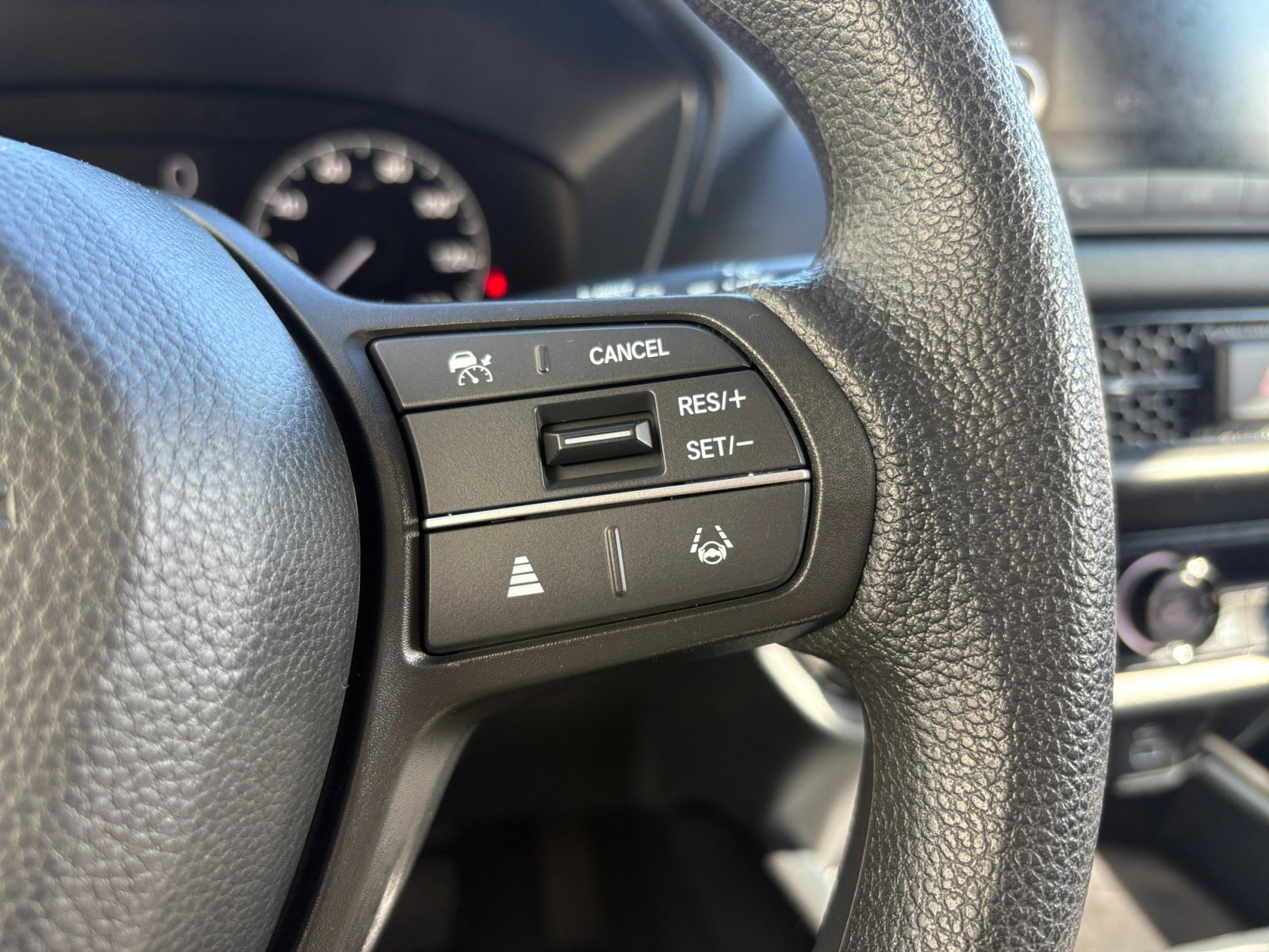 2023 Honda HR-V LX photo 11