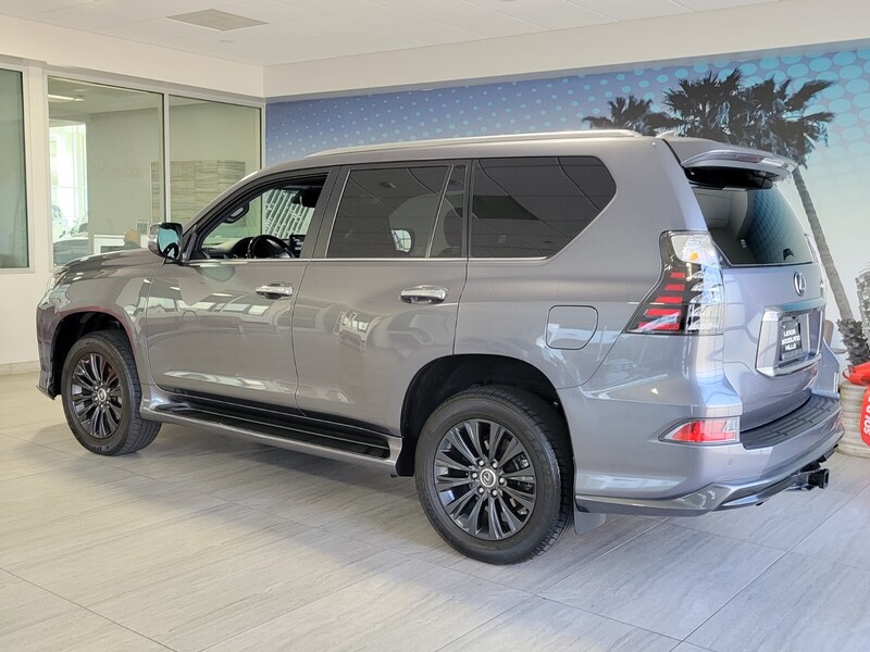 2023 Lexus GX 460 Premium photo 3