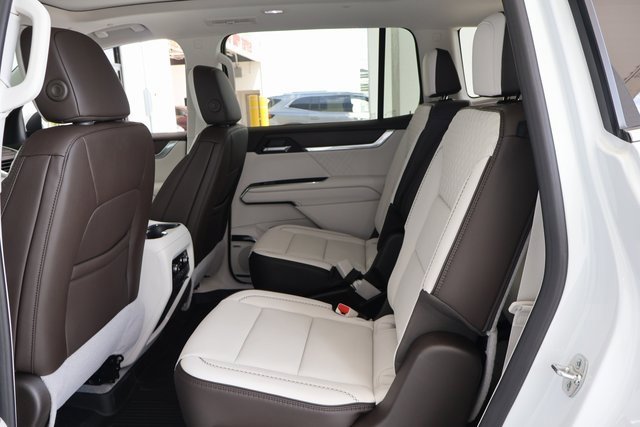 2026 Gmc Acadia Denali photo 10