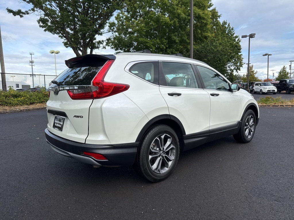 2017 Honda CR-V LX photo 6