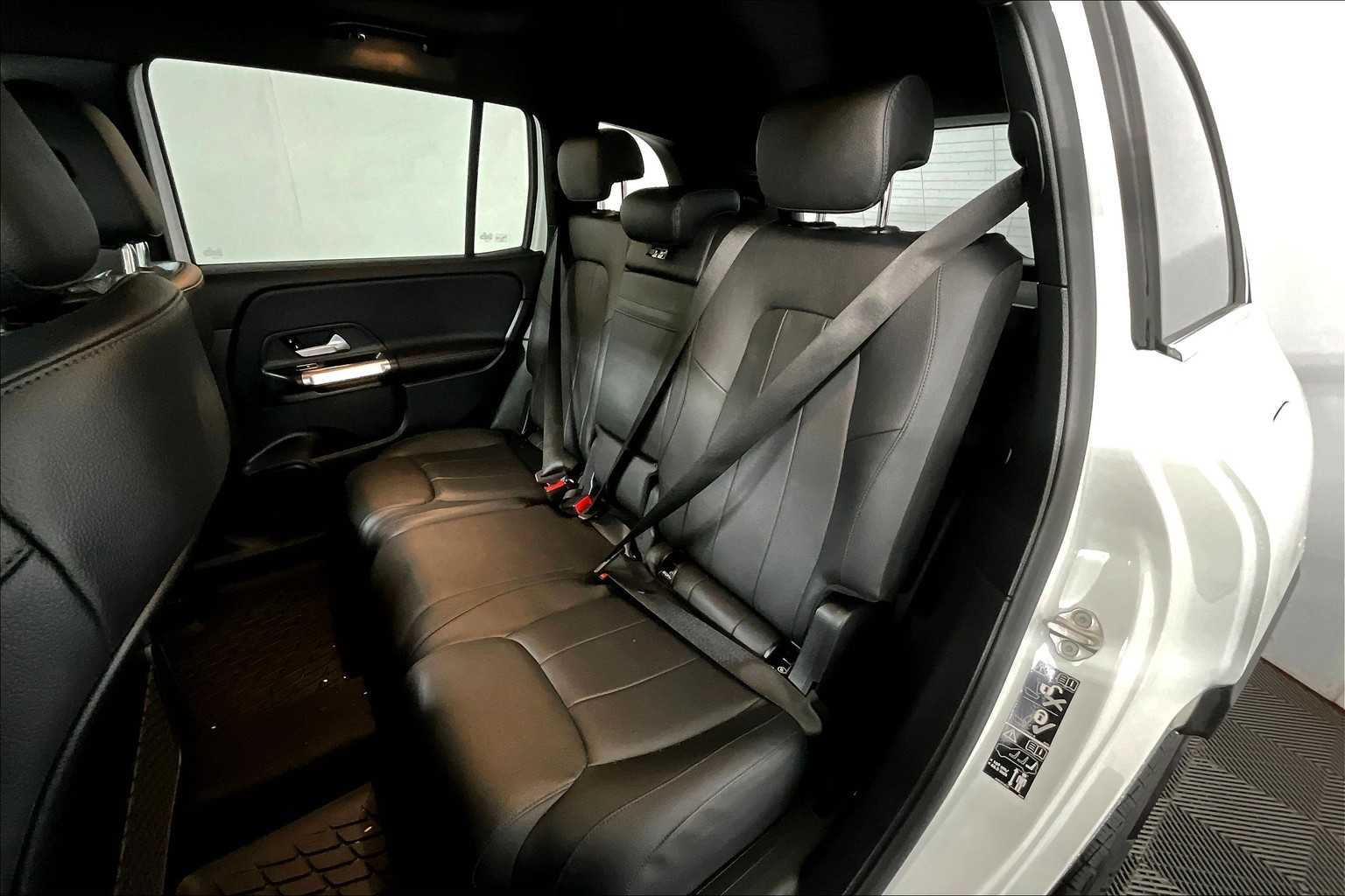 2022 Mercedes Benz GLB 250 4MATIC photo 19