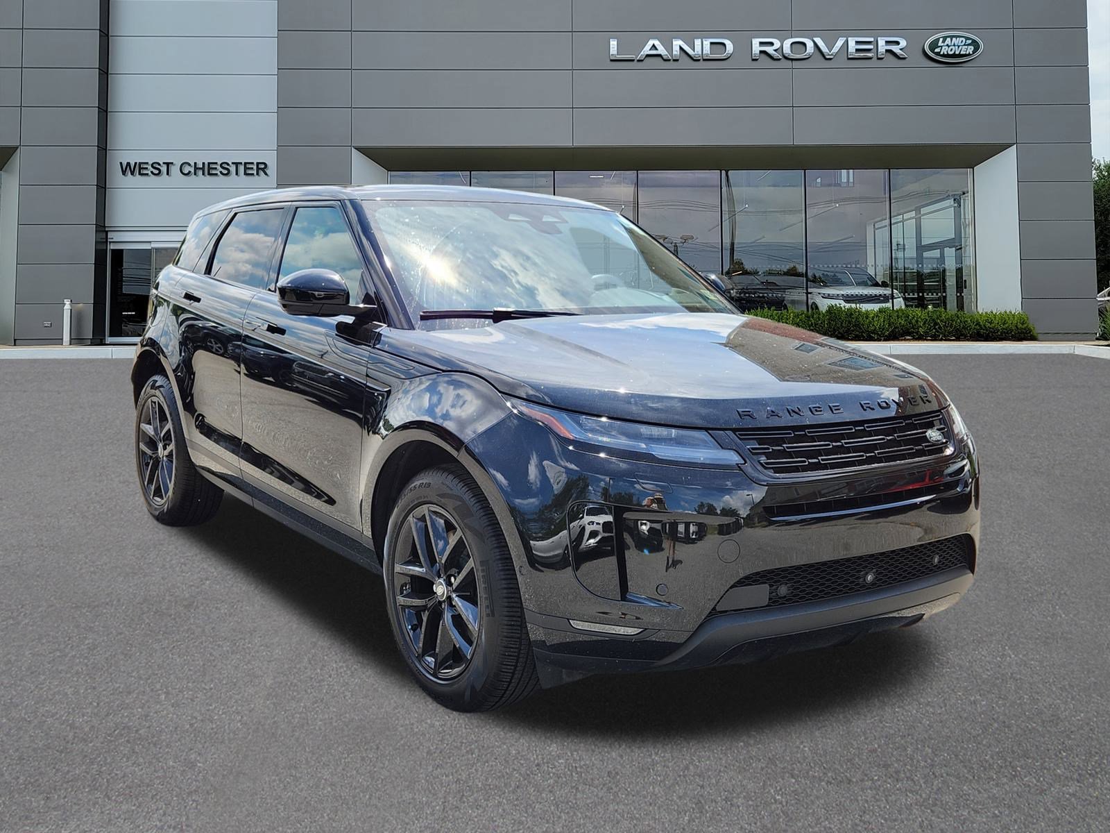 2025 Land Rover Range Rover Evoque S photo 2