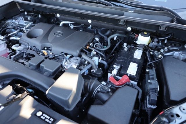 2024 Toyota RAV4 LE photo 32