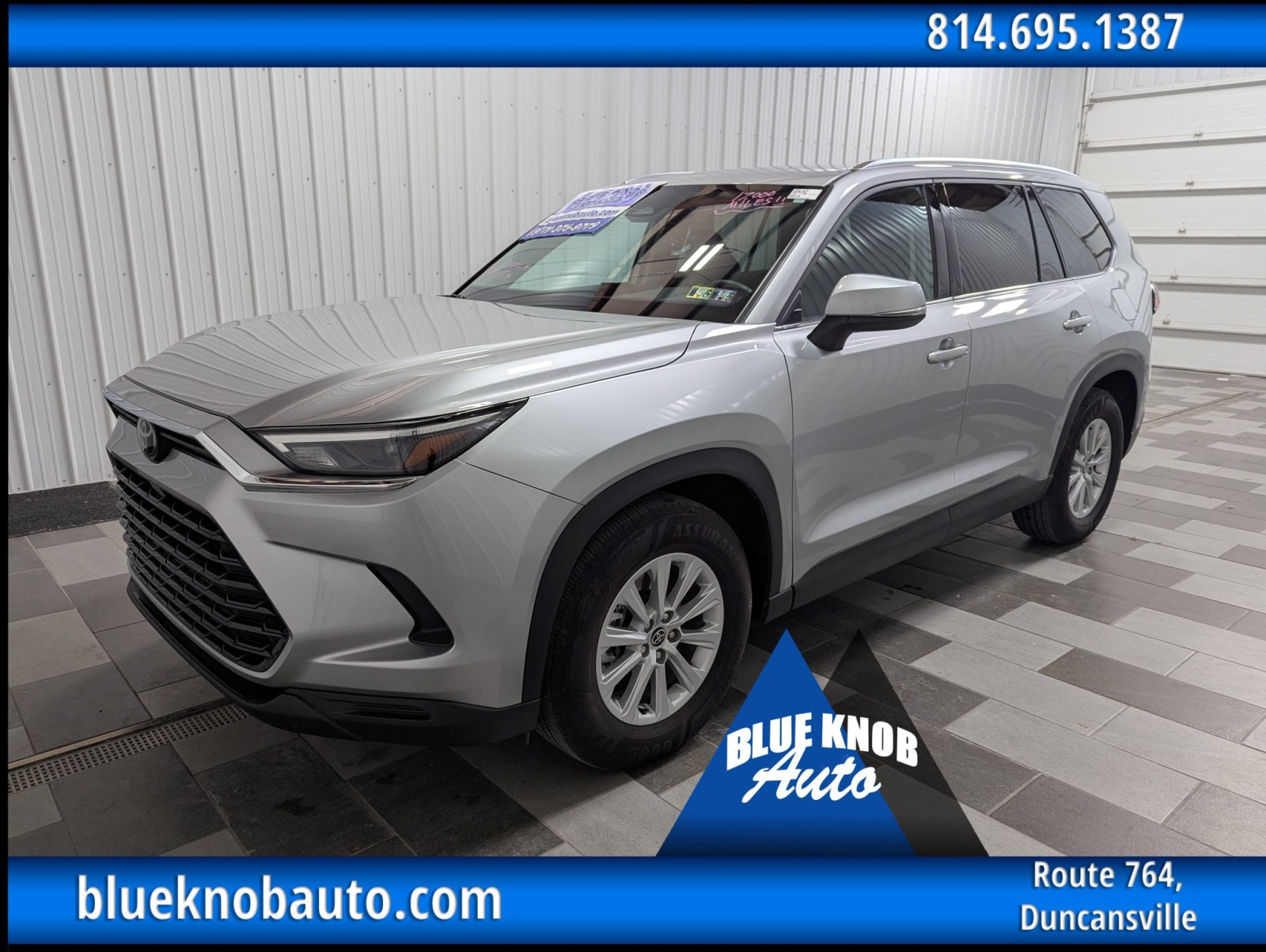 2025 Toyota Grand Highlander XLE's photo