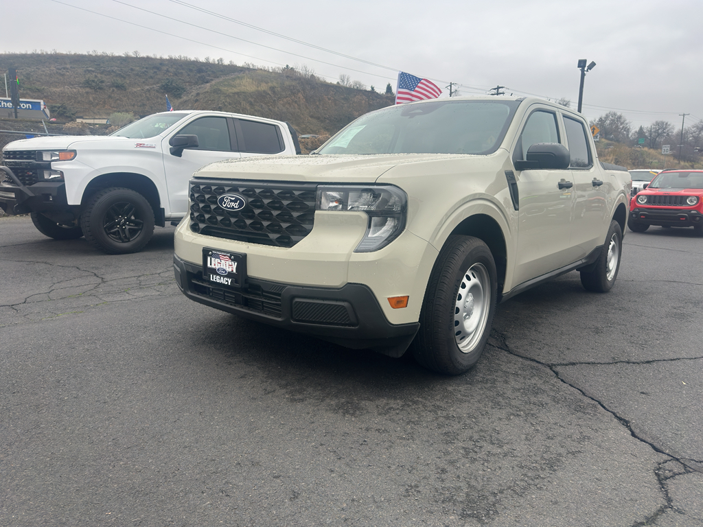 2025 Ford Maverick XL's photo