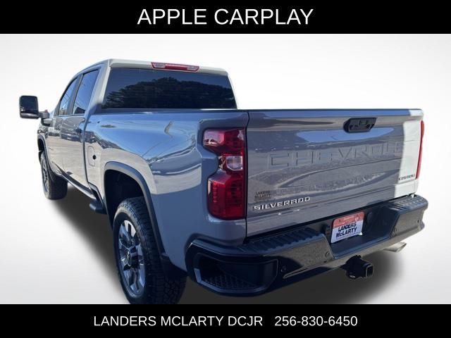 2024 Chevrolet Silverado 2500HD Custom photo 2