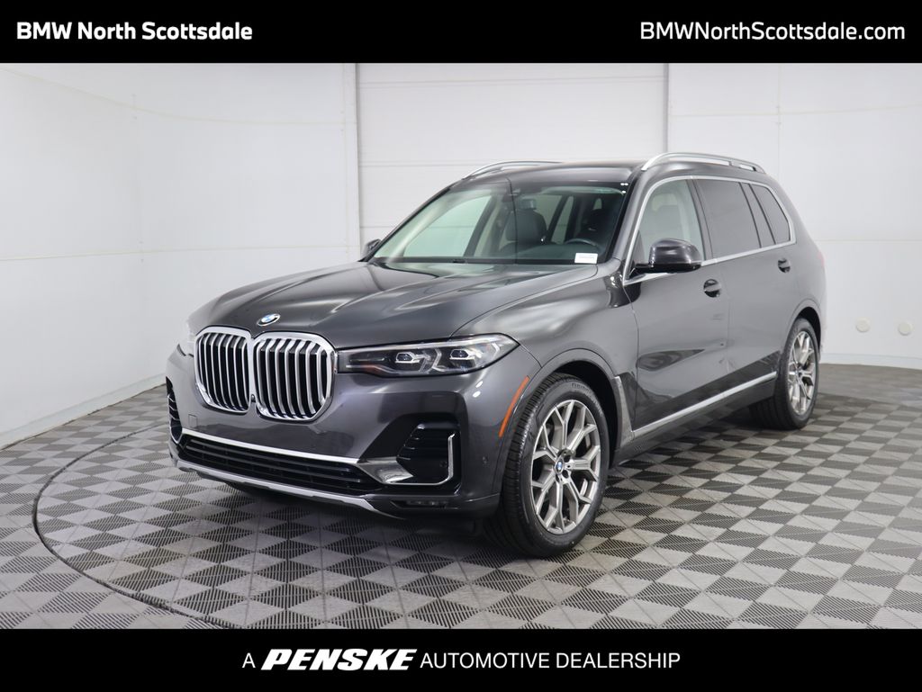 2021 BMW X7 40i