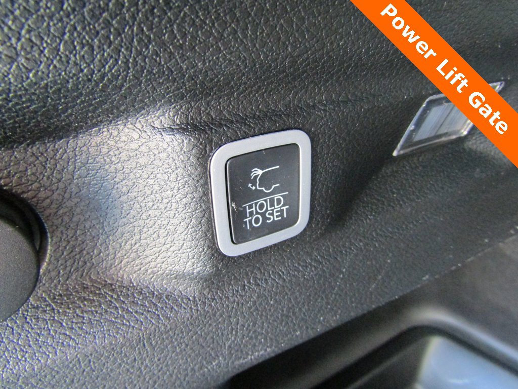 2022 Jeep Grand Cherokee Altitude photo 13