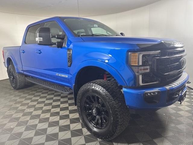 2021 Ford F-350 Super Duty Lariat's photo