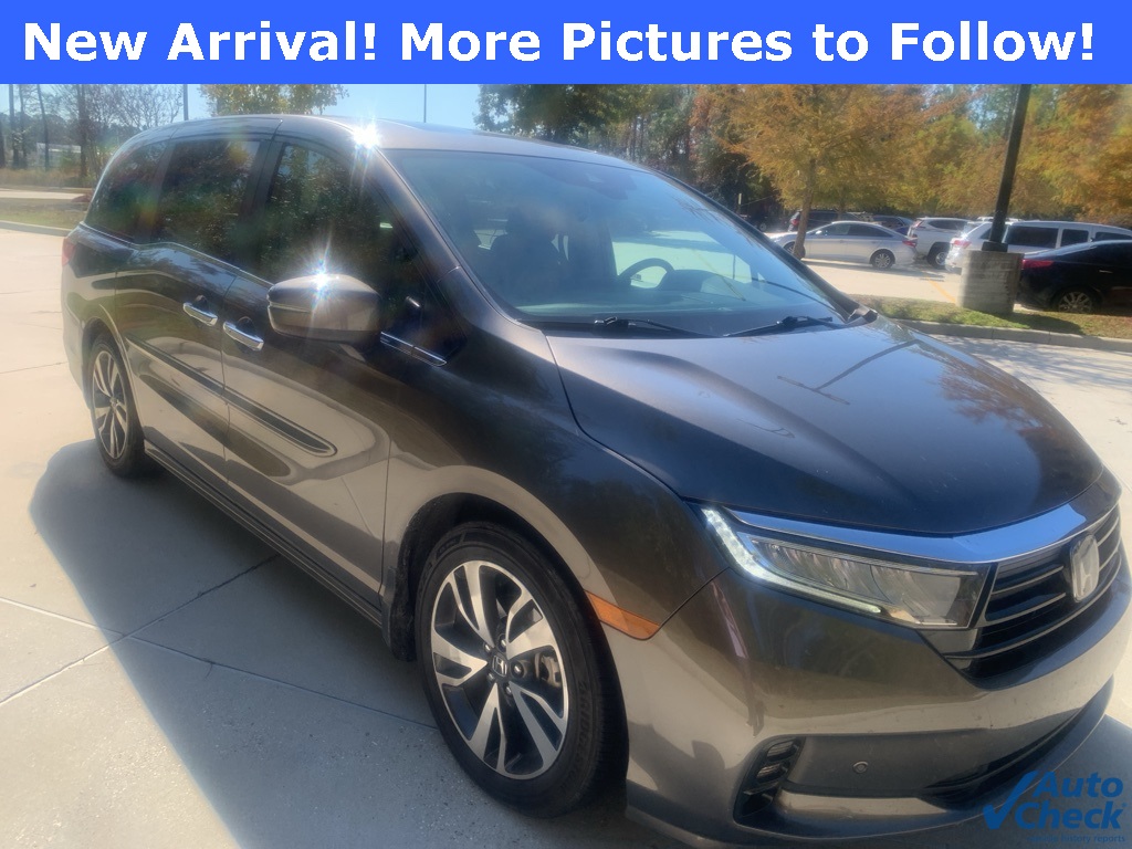 2022 Honda Odyssey Touring photo 4