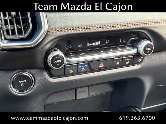 2025 Mazda CX-50 Premium Plus photo 12