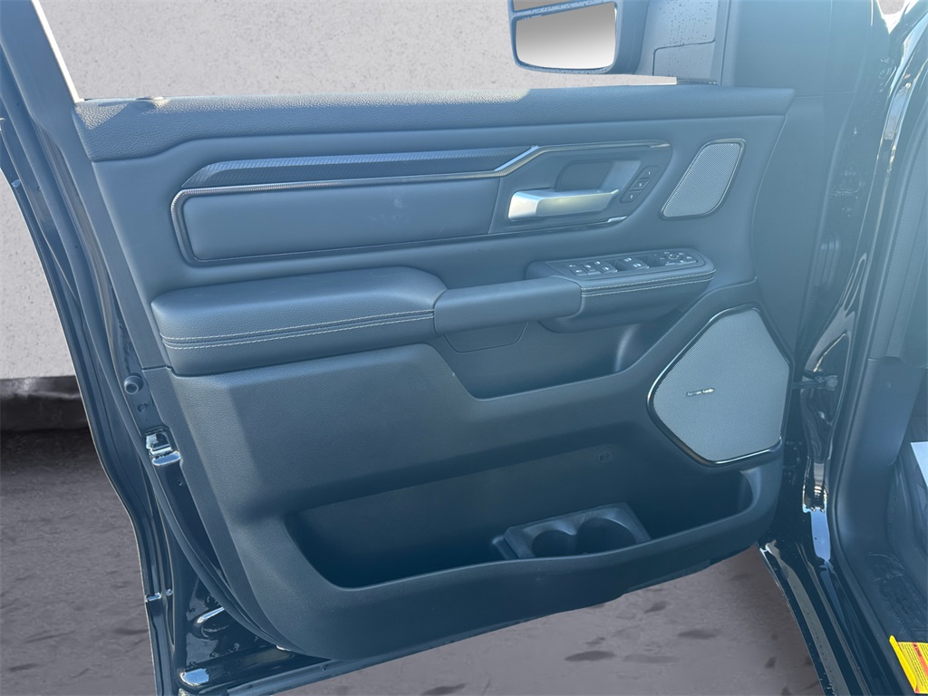 2025 Ram 1500 Rebel photo 9
