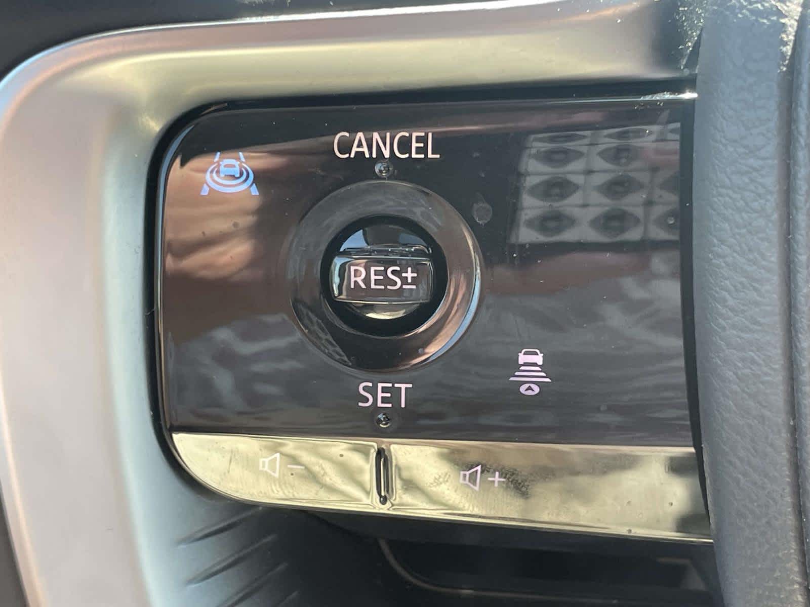 2025 Infiniti QX80 Luxe photo 26