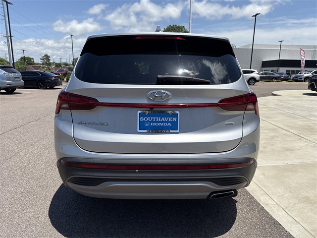2022 Hyundai Santa Fe SE photo 3