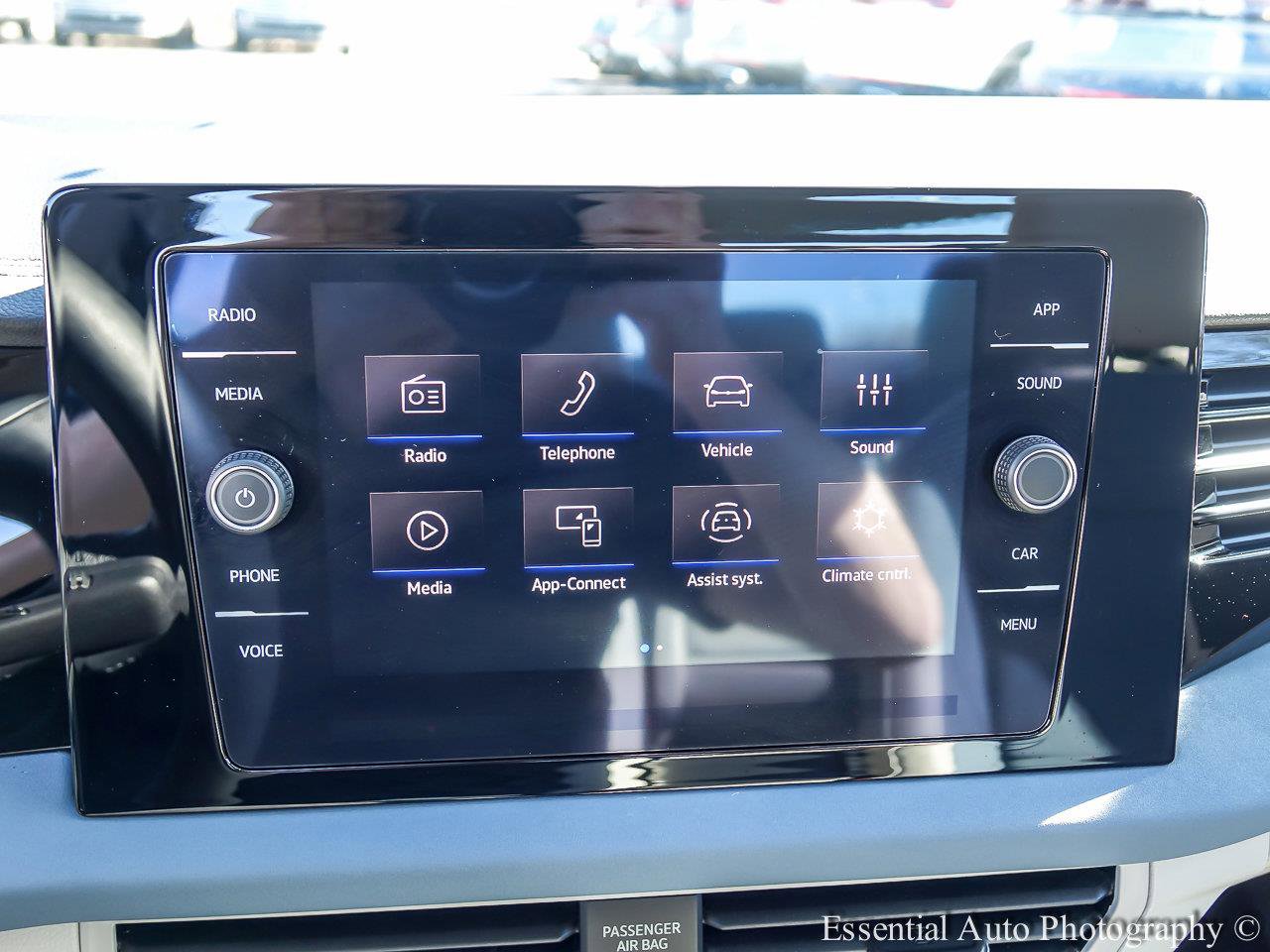 2025 VOLKSWAGEN JETTA - Image 12