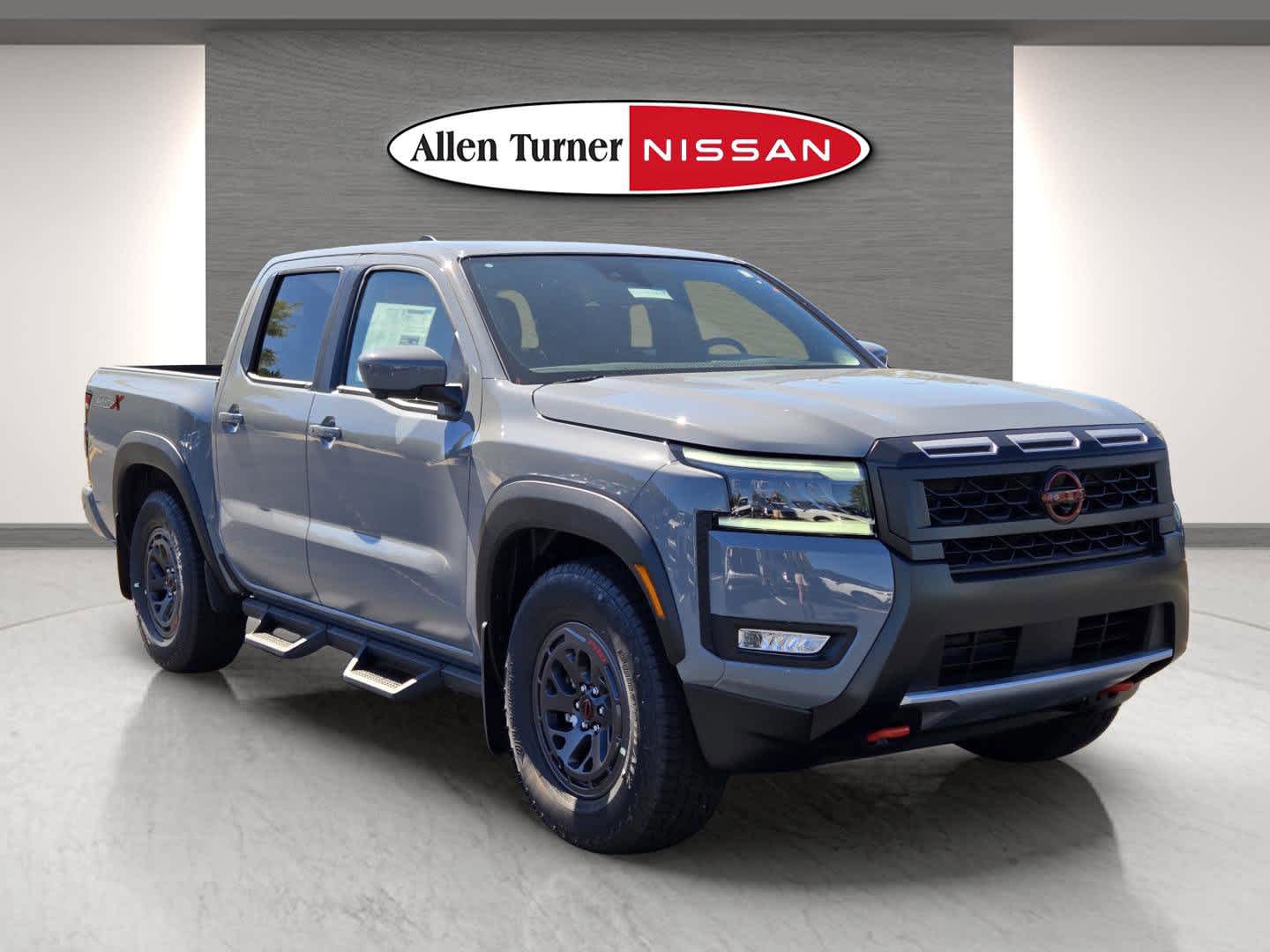 2026 Nissan Frontier PRO-X's photo