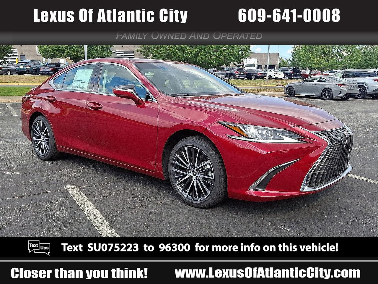 2025 Lexus ES Hybrid 300h