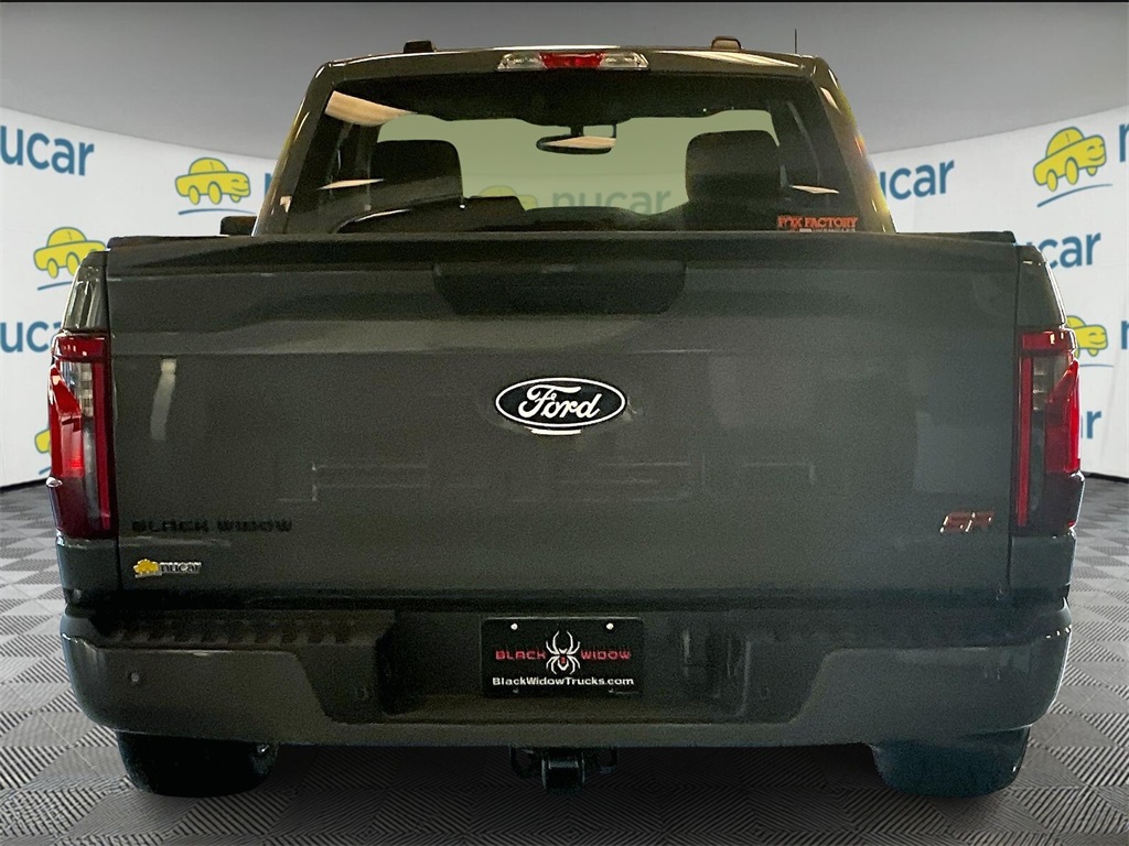2025 Ford F-150 XL photo 4