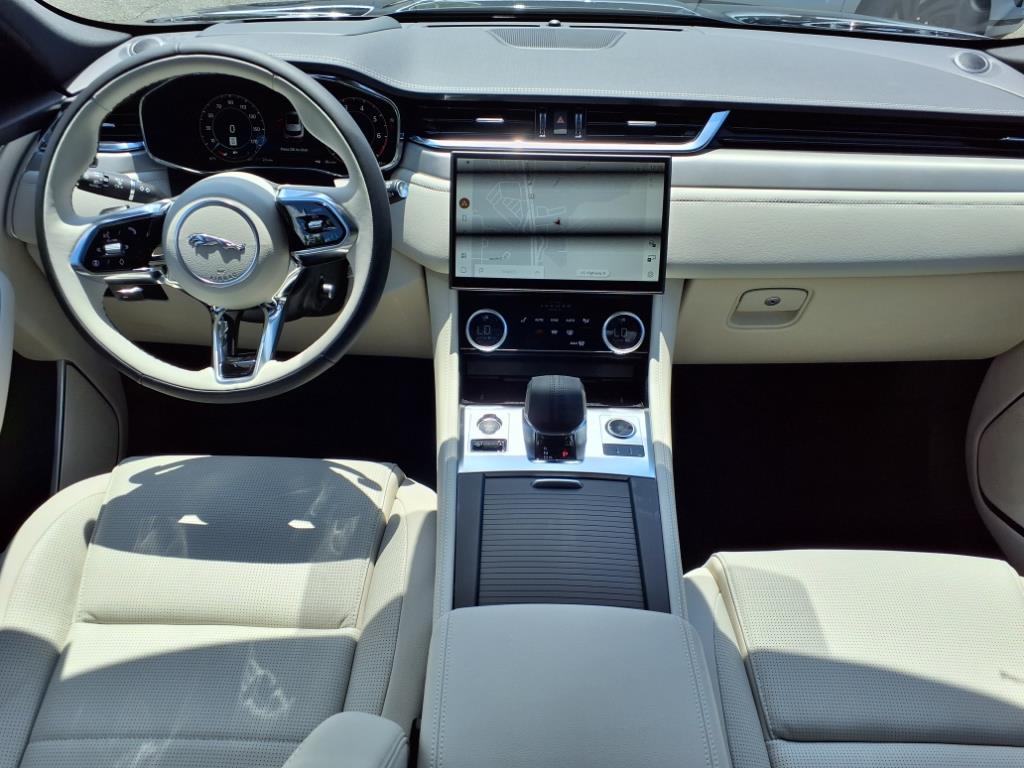 2026 Jaguar F-PACE P250 R-Dynamic S photo 3